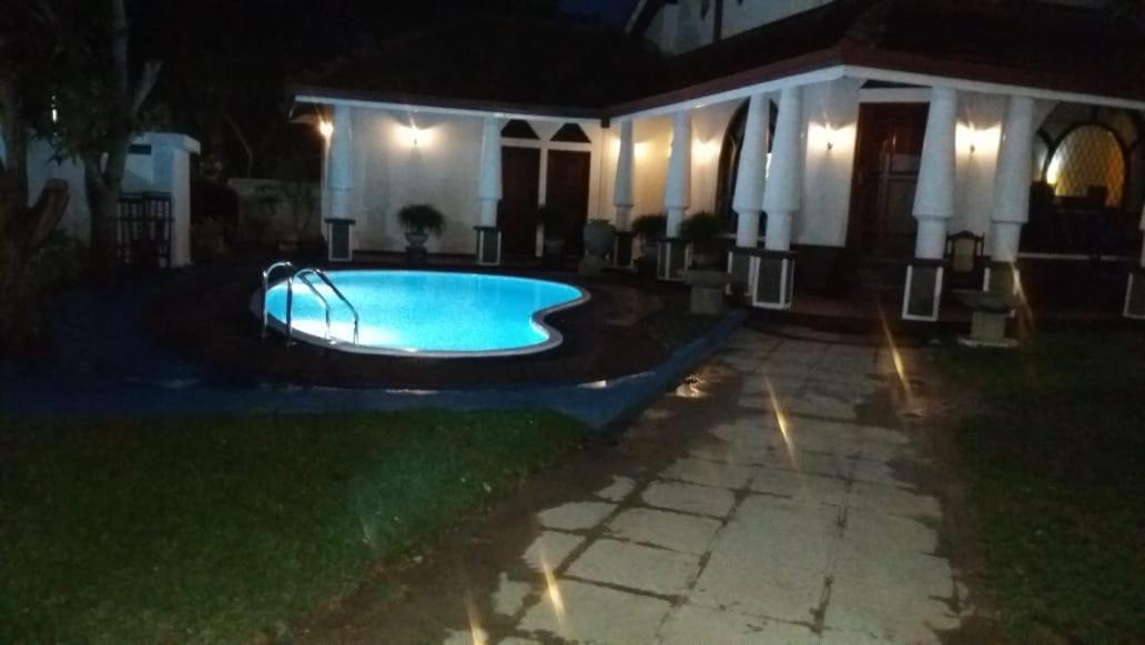 Olideb Gedara Hotel Negombo Bagian luar foto