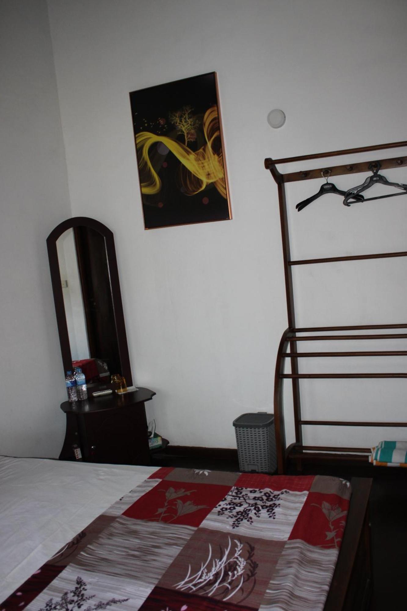 Olideb Gedara Hotel Negombo Bagian luar foto